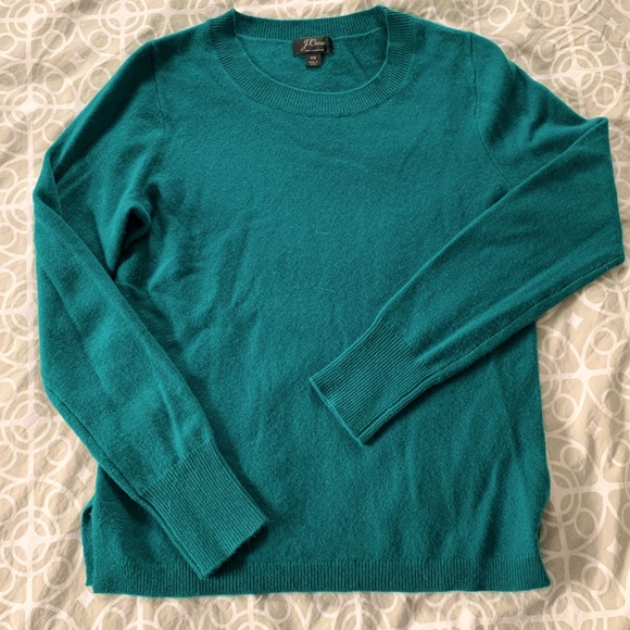 J. Crew Sweaters - J Crew cashmere crew neck sweater